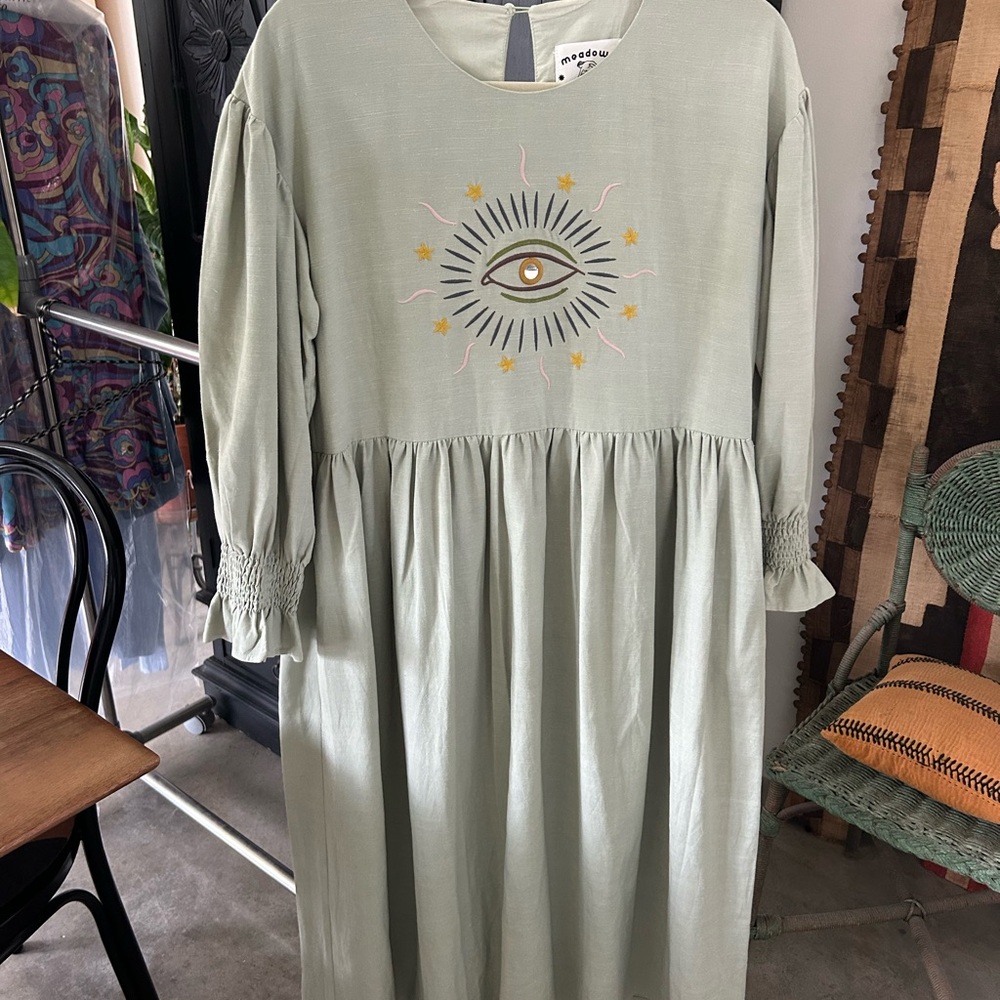Meadows Women’s Size 4 Mystical Eye Embroidered Maxi Linen Dress in Sage New